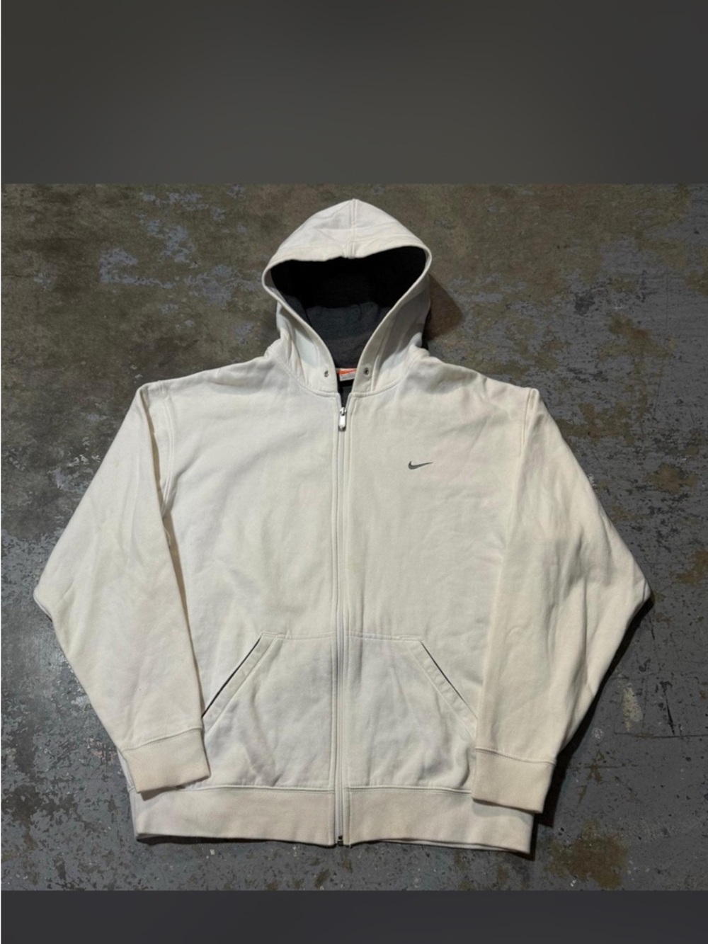 Nike Vintage Zip-Up Y2K lightly worn